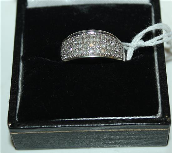 9ct multistone diamond ring